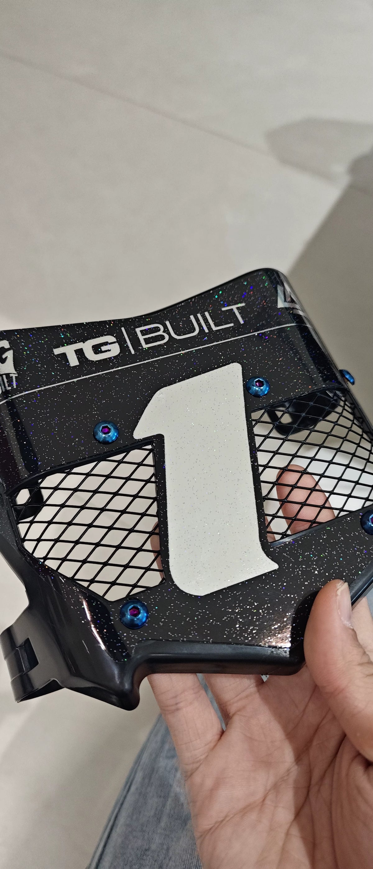 Customizable vented plate blank